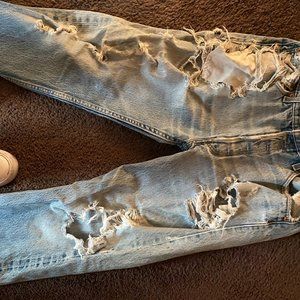 LEVIS 501 DISTRESSED JEANS